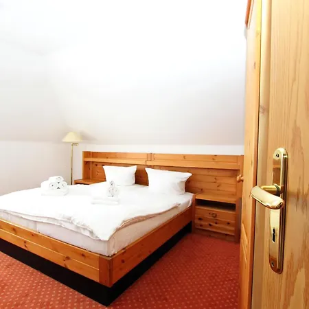 Ueues Hues, App 1 * Hörnum