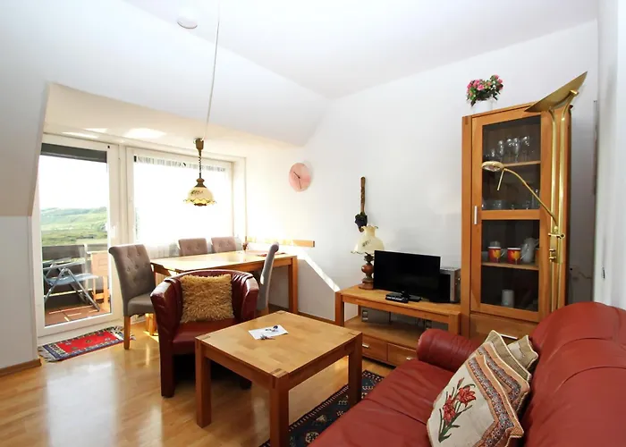 Ueues Hues, App 1 Διαμέρισμα *