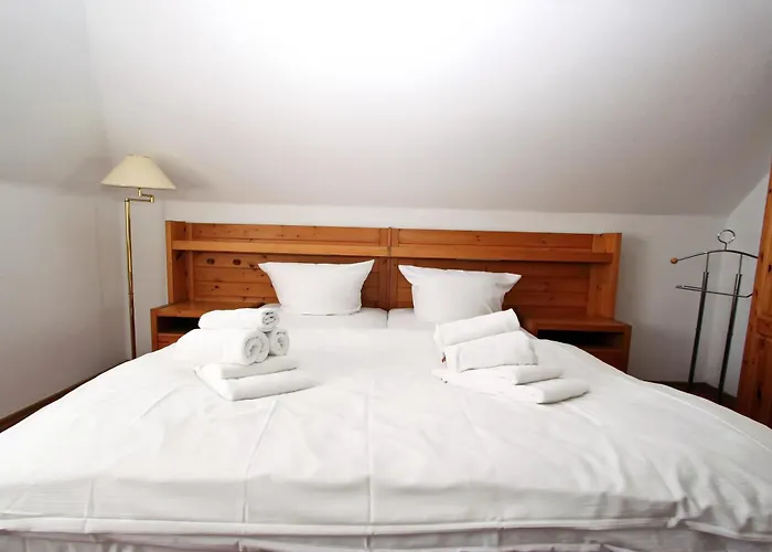 Ueues Hues, App 1 * Hörnum